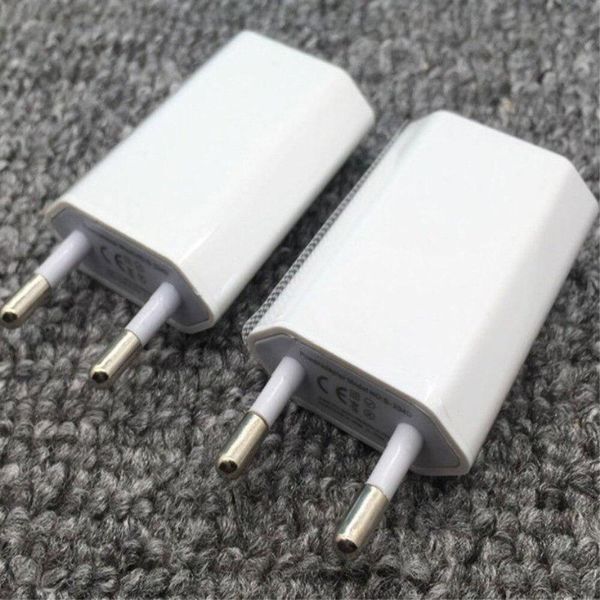 Мережевий адаптер зарядний пристрій із 220 В на USB Kebidumei No1901 1901 фото